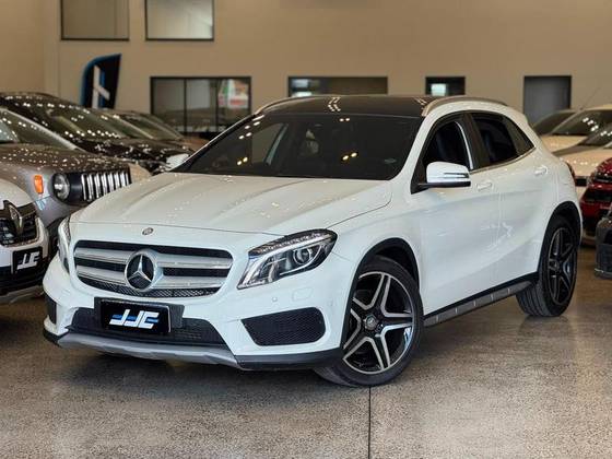 MERCEDES-BENZ GLA 250 2.0 16V TURBO GASOLINA SPORT 4P AUTOMÁTICO MERCEDES-BENZ GLA 250 2.0 16V TURBO GASOLINA SPORT 4P AUTOMÁTICO